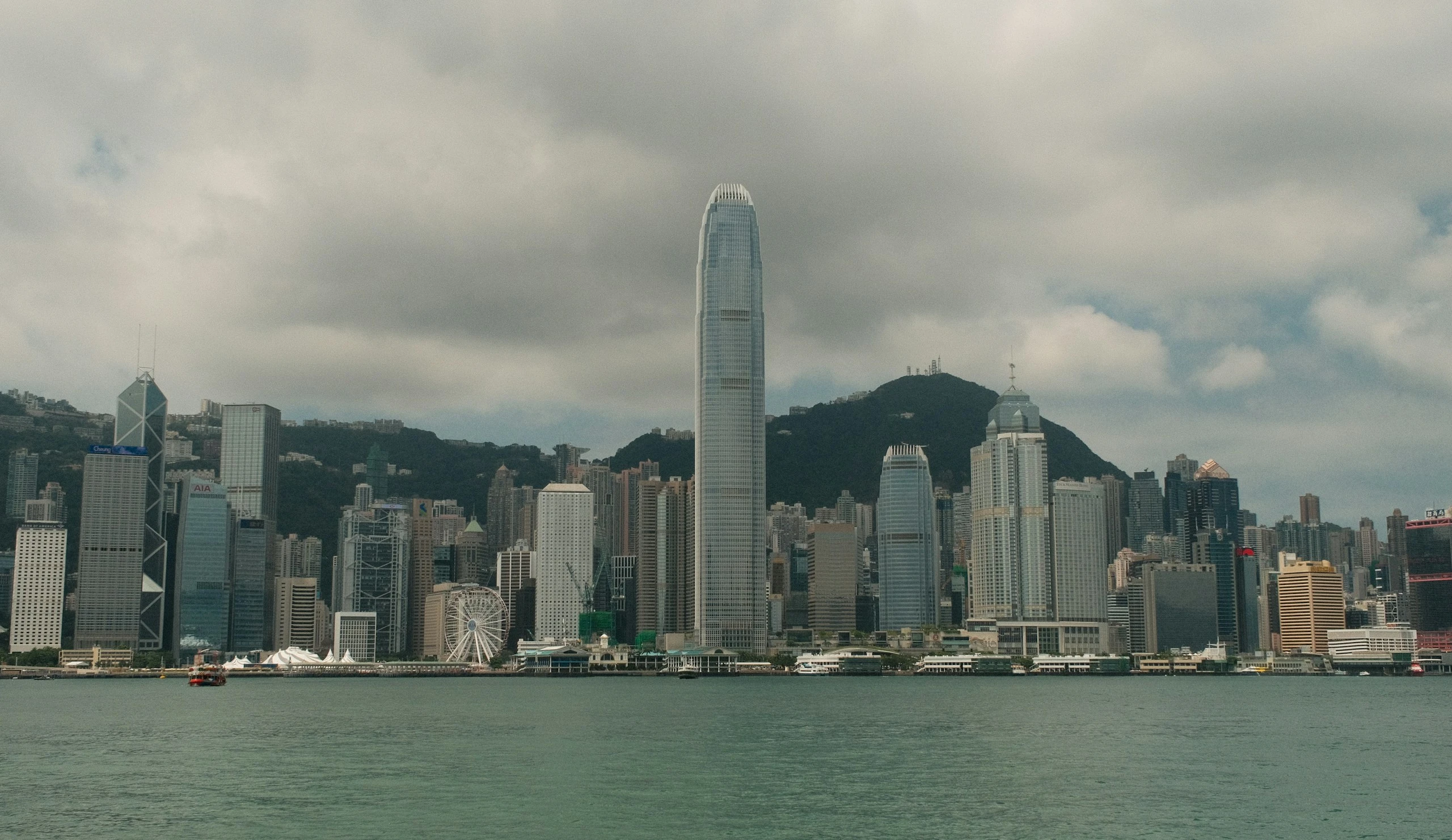 香港维多利亚港的城市与海岸